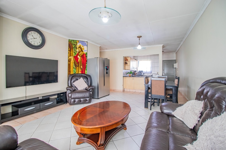 2 Bedroom Property for Sale in Bedfordview Gauteng