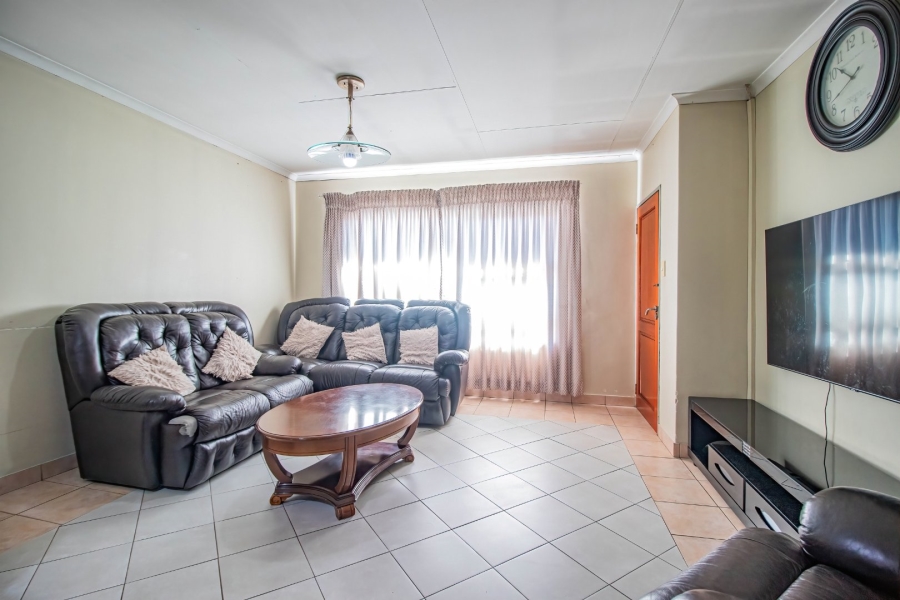 2 Bedroom Property for Sale in Bedfordview Gauteng