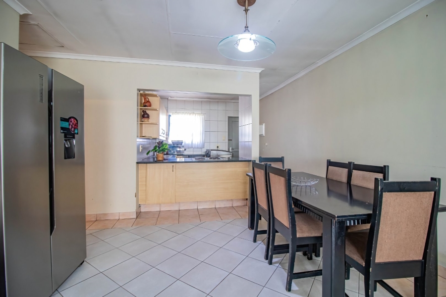 2 Bedroom Property for Sale in Bedfordview Gauteng