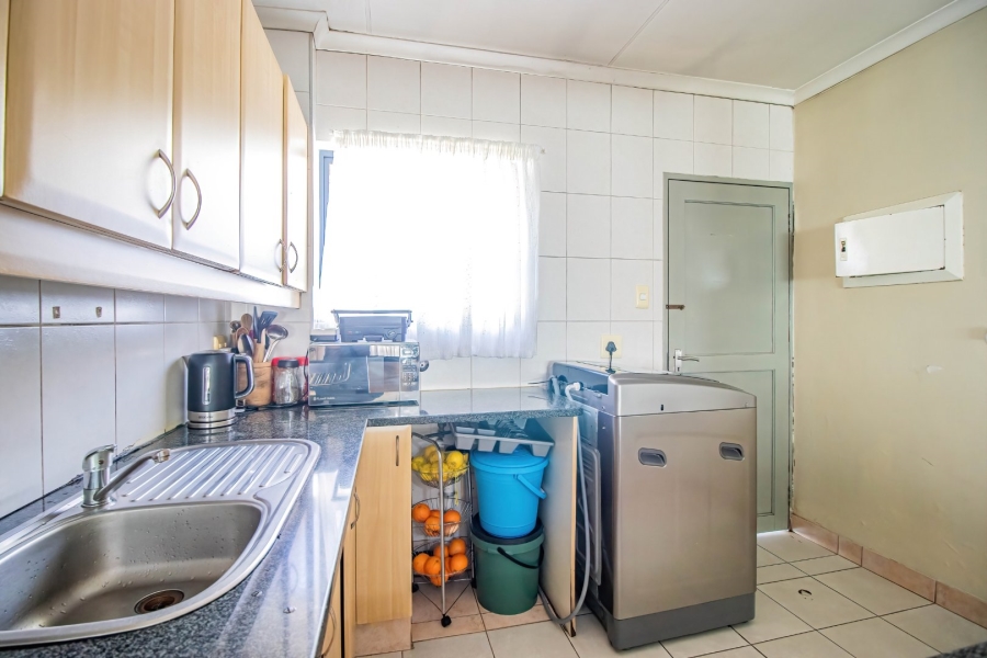 2 Bedroom Property for Sale in Bedfordview Gauteng