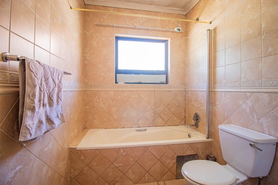 2 Bedroom Property for Sale in Bedfordview Gauteng