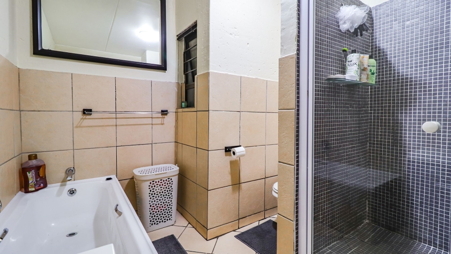 2 Bedroom Property for Sale in Northgate Gauteng