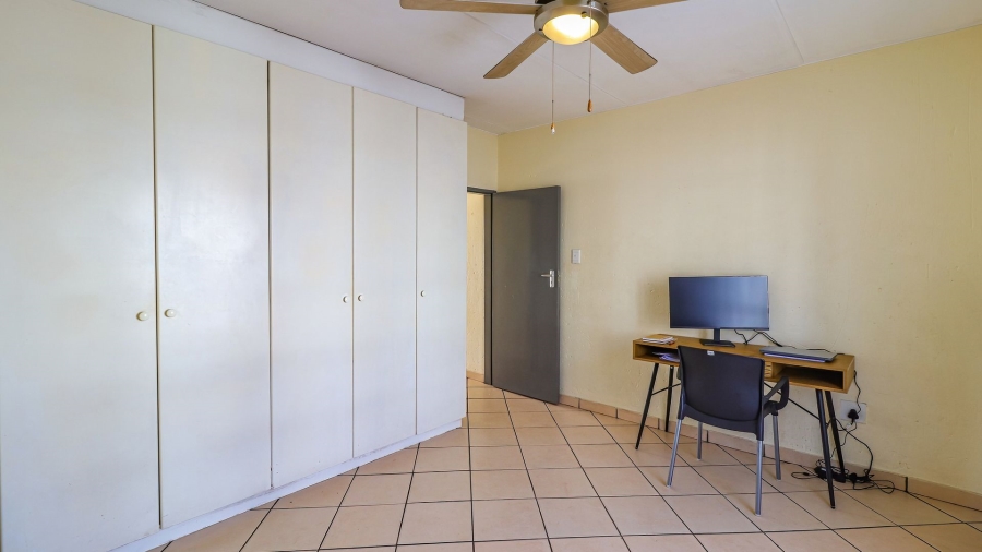 2 Bedroom Property for Sale in Northgate Gauteng