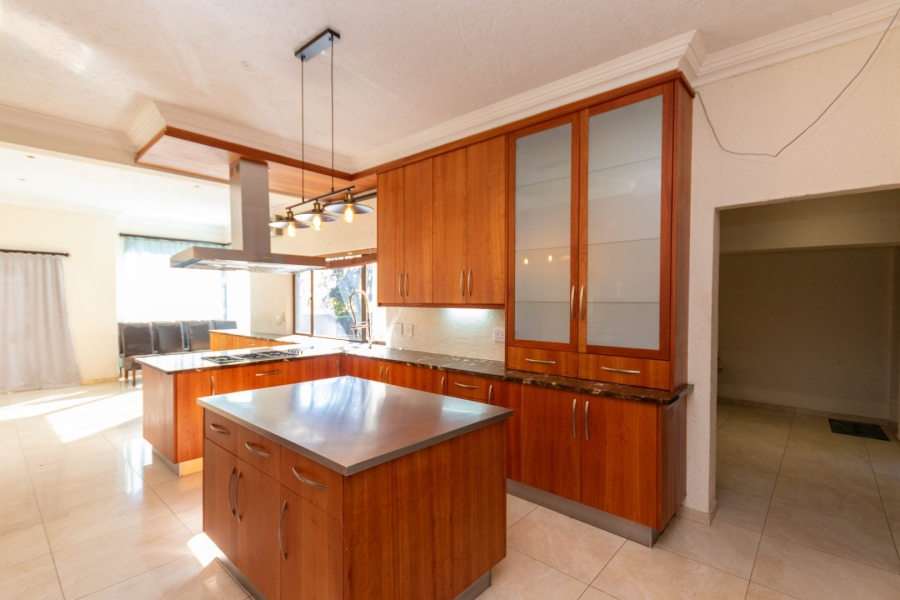 4 Bedroom Property for Sale in Bryanston Gauteng