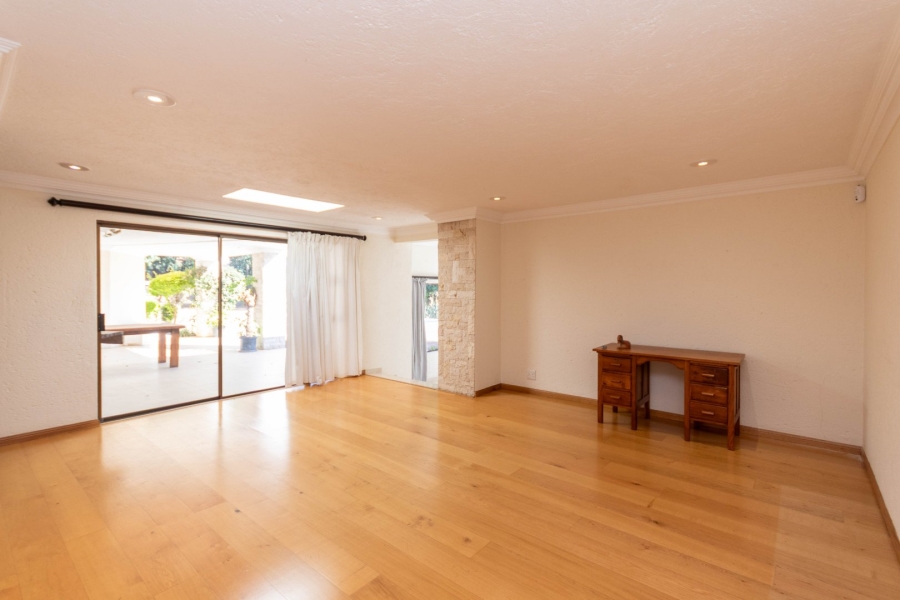 4 Bedroom Property for Sale in Bryanston Gauteng