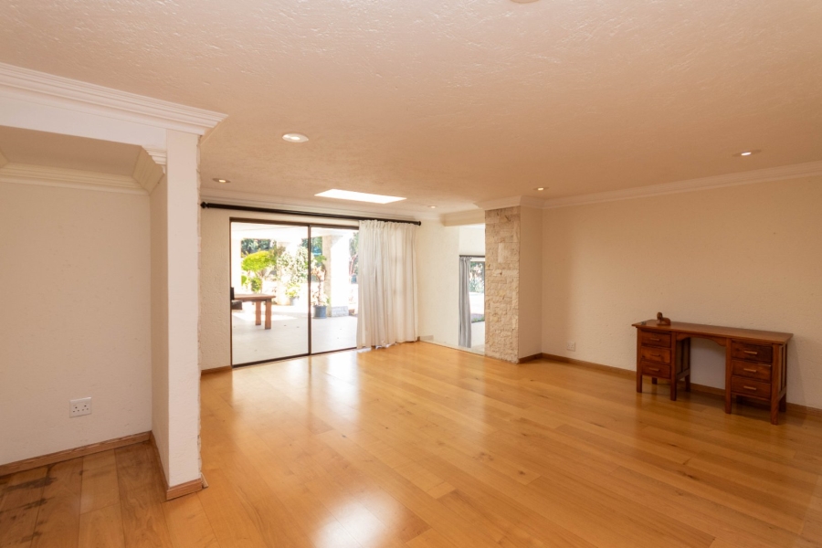 4 Bedroom Property for Sale in Bryanston Gauteng