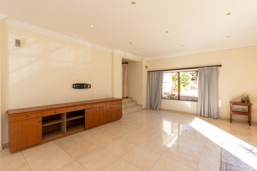 4 Bedroom Property for Sale in Bryanston Gauteng