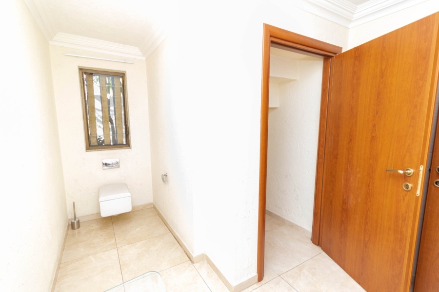 4 Bedroom Property for Sale in Bryanston Gauteng
