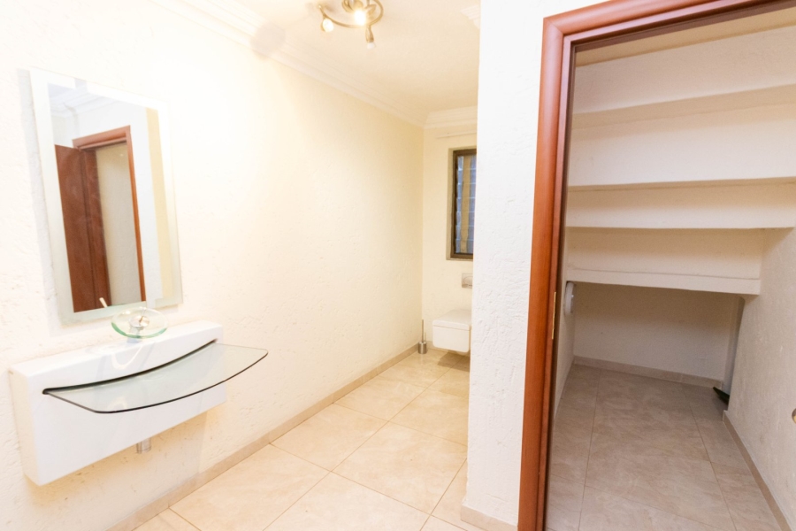 4 Bedroom Property for Sale in Bryanston Gauteng