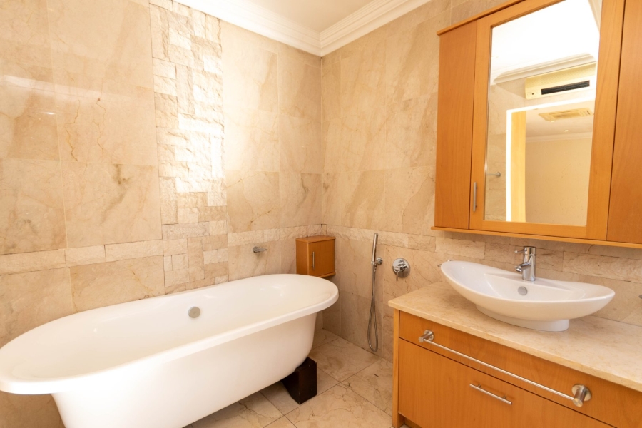 4 Bedroom Property for Sale in Bryanston Gauteng