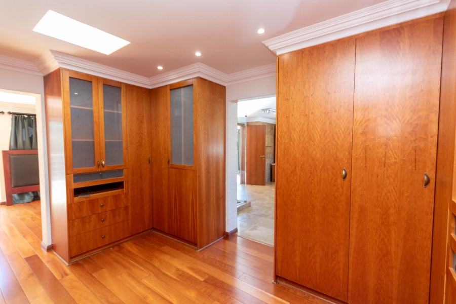 4 Bedroom Property for Sale in Bryanston Gauteng