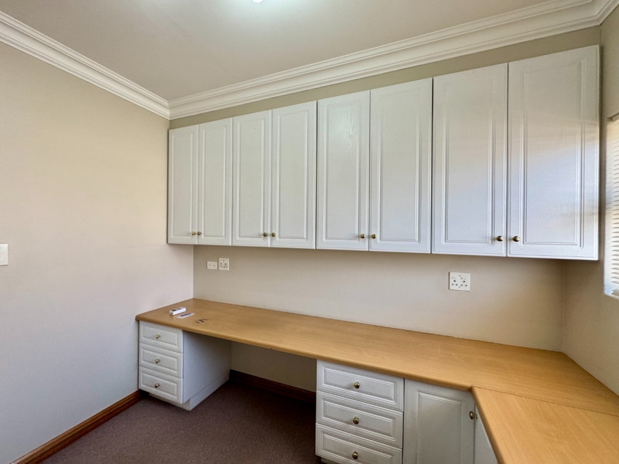 To Let 3 Bedroom Property for Rent in Irene Farm Villages Gauteng
