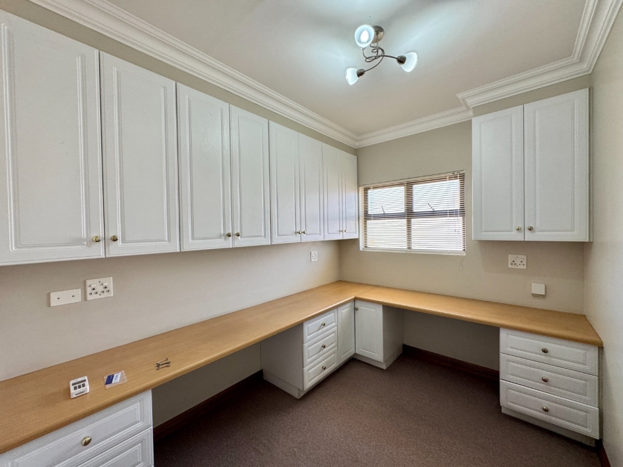 To Let 3 Bedroom Property for Rent in Irene Farm Villages Gauteng