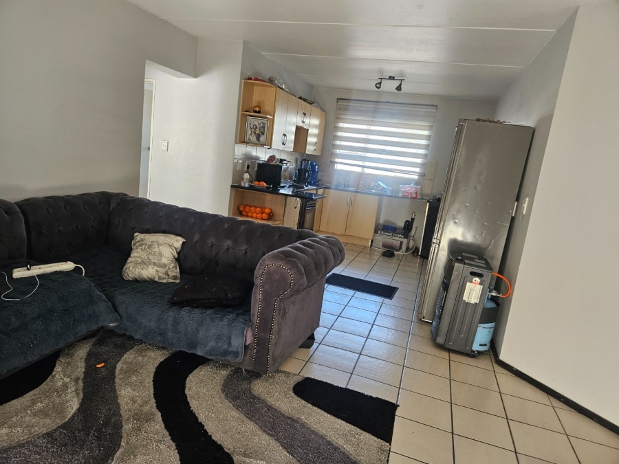  Bedroom Property for Sale in Bardene Gauteng
