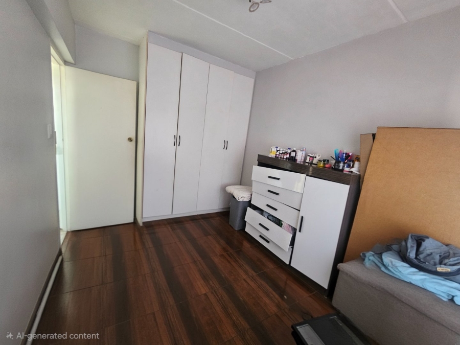  Bedroom Property for Sale in Bardene Gauteng