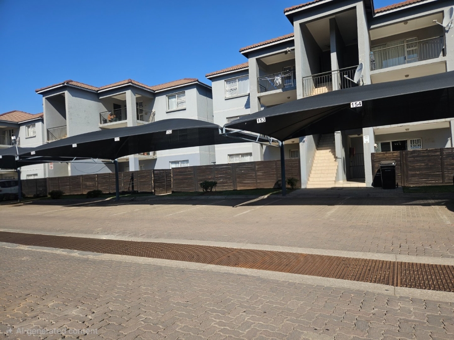  Bedroom Property for Sale in Bardene Gauteng