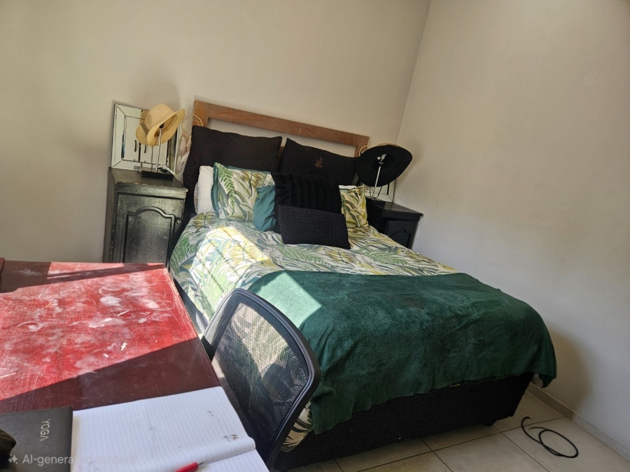  Bedroom Property for Sale in Bardene Gauteng