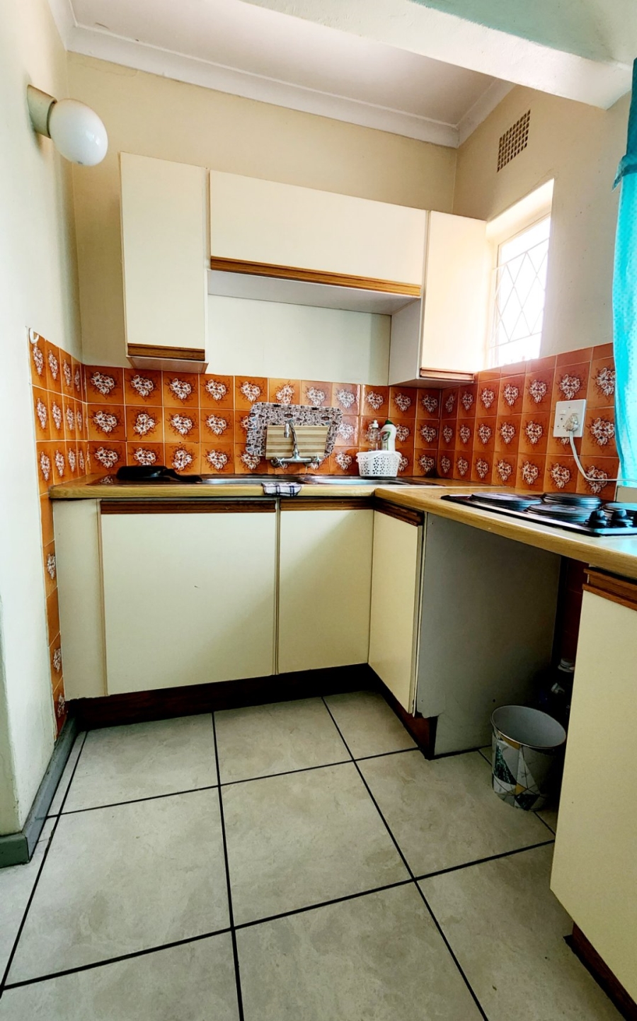 To Let 1 Bedroom Property for Rent in Menlo Park Gauteng
