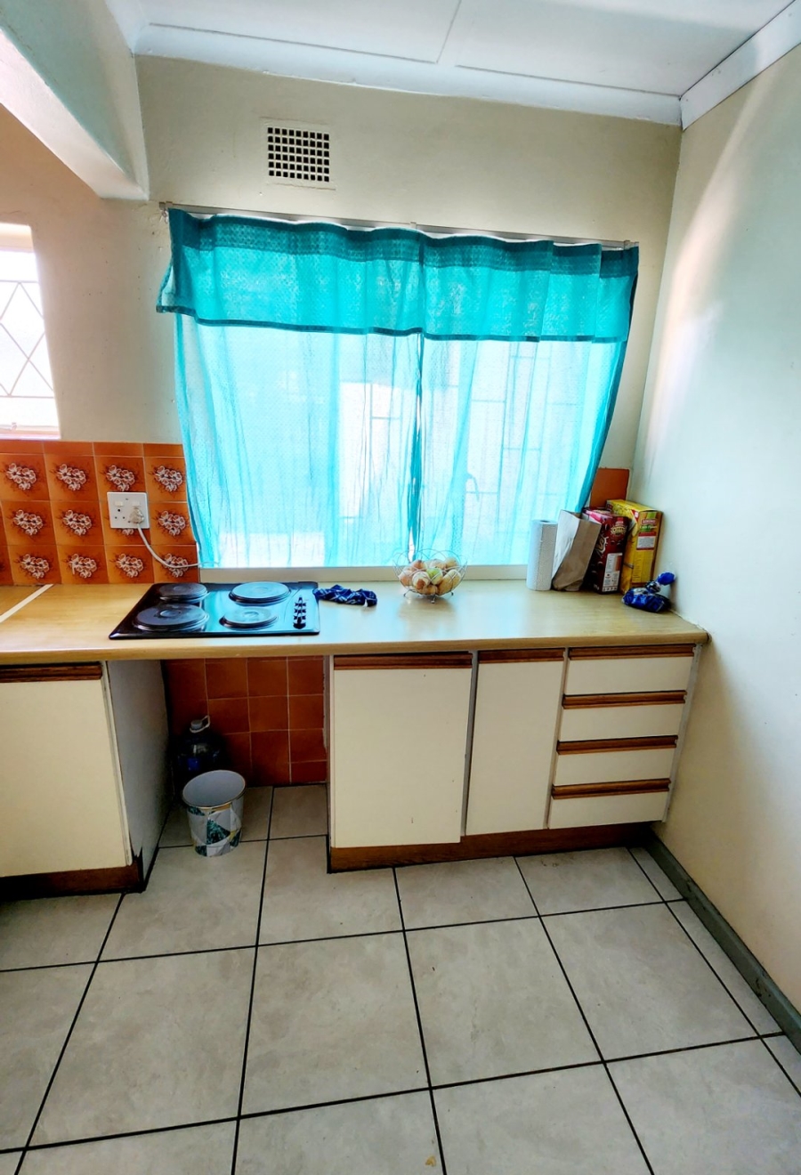 To Let 1 Bedroom Property for Rent in Menlo Park Gauteng
