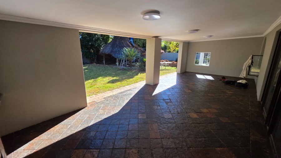 4 Bedroom Property for Sale in Garsfontein Gauteng