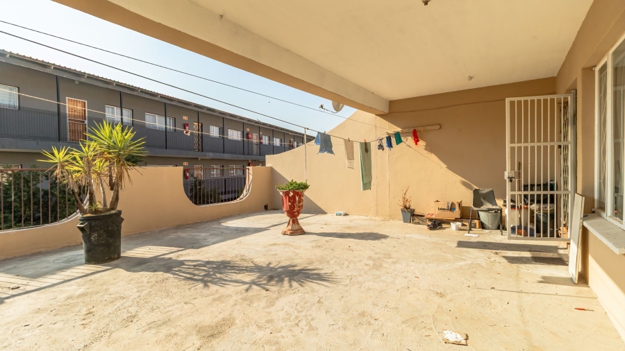 Commercial Property for Sale in Birchleigh Gauteng