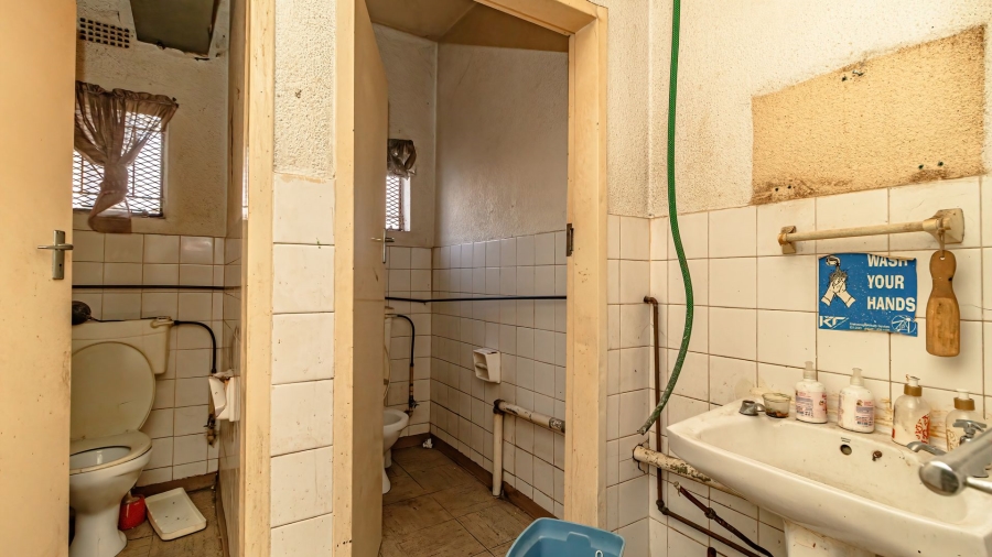 Commercial Property for Sale in Birchleigh Gauteng