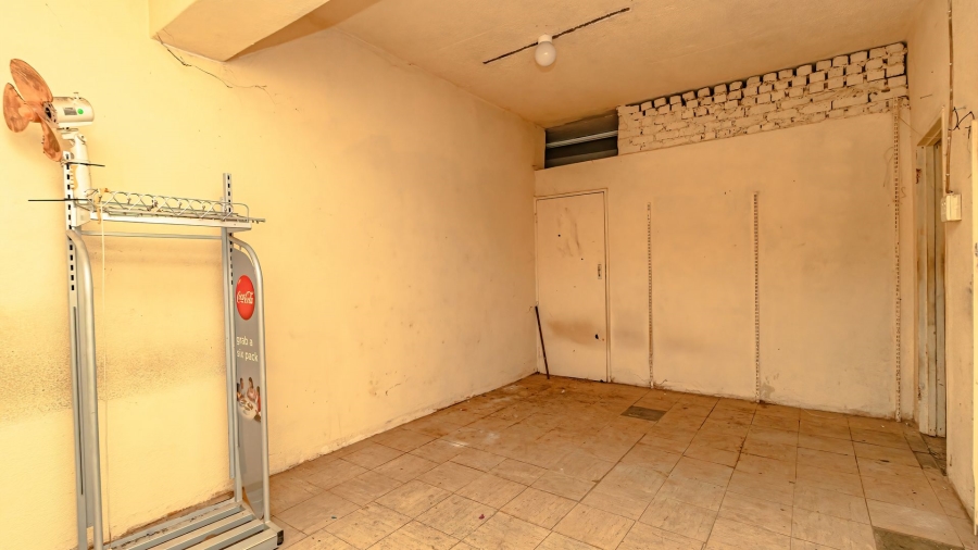Commercial Property for Sale in Birchleigh Gauteng