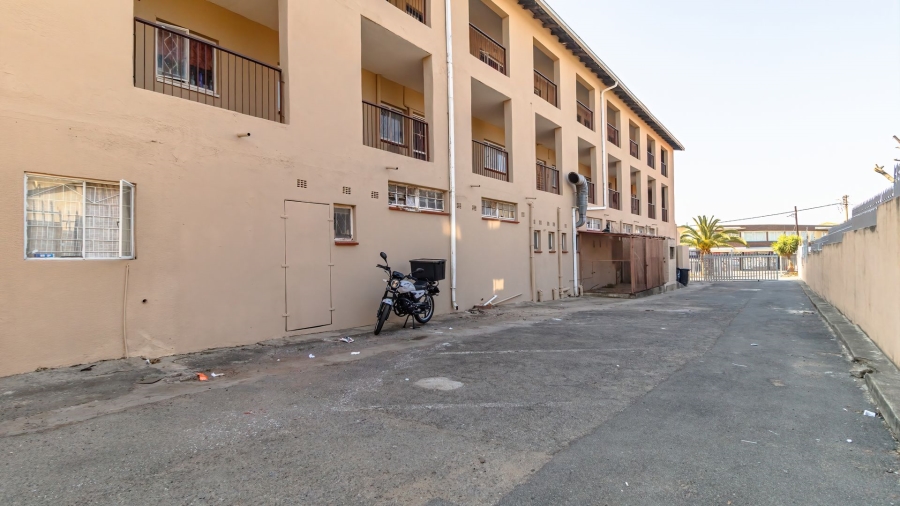 Commercial Property for Sale in Birchleigh Gauteng