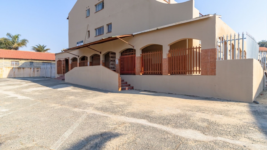 Commercial Property for Sale in Birchleigh Gauteng