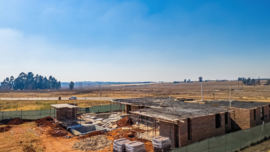 4 Bedroom Property for Sale in Serengeti Lifestyle Estate Gauteng