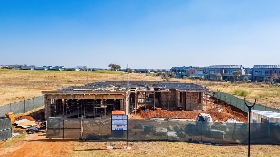 4 Bedroom Property for Sale in Serengeti Lifestyle Estate Gauteng