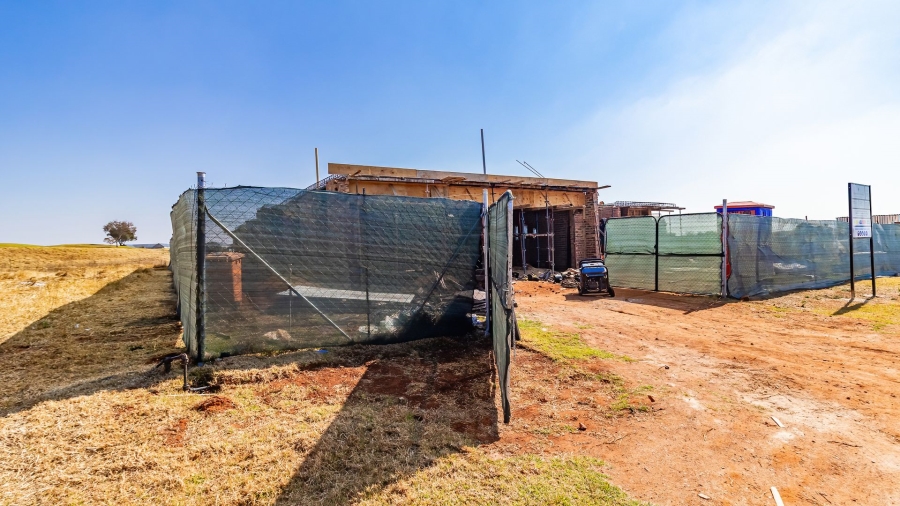 4 Bedroom Property for Sale in Serengeti Lifestyle Estate Gauteng