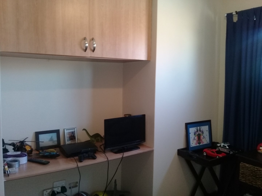 3 Bedroom Property for Sale in Edendale Gauteng