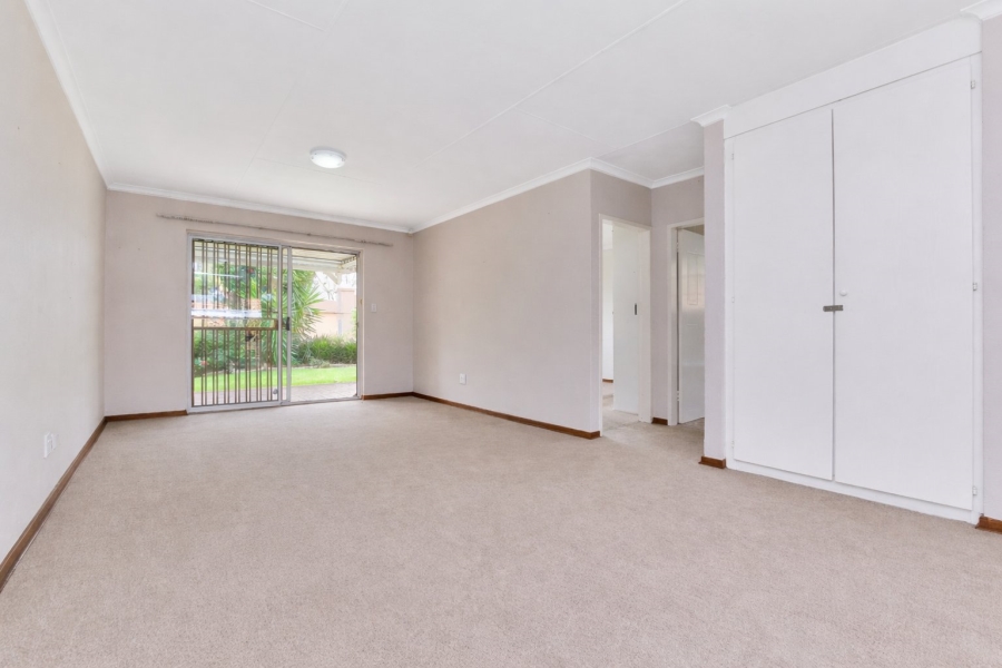 To Let 2 Bedroom Property for Rent in Honeydew Grove Gauteng