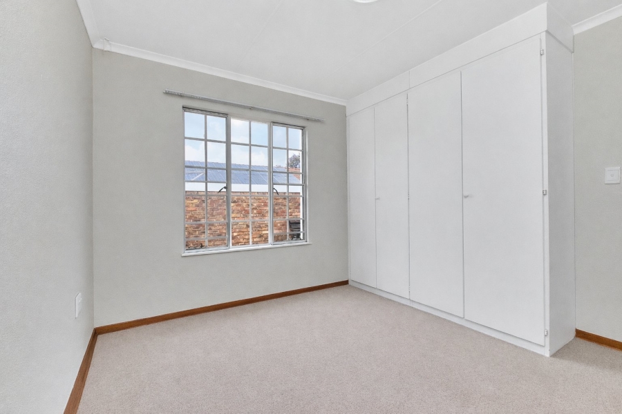 To Let 2 Bedroom Property for Rent in Honeydew Grove Gauteng