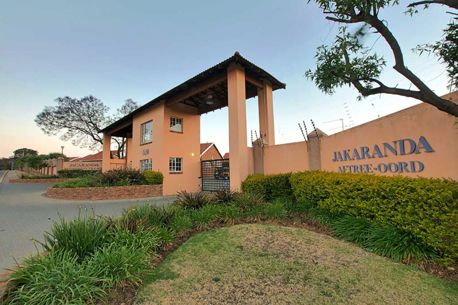 To Let 2 Bedroom Property for Rent in Honeydew Grove Gauteng