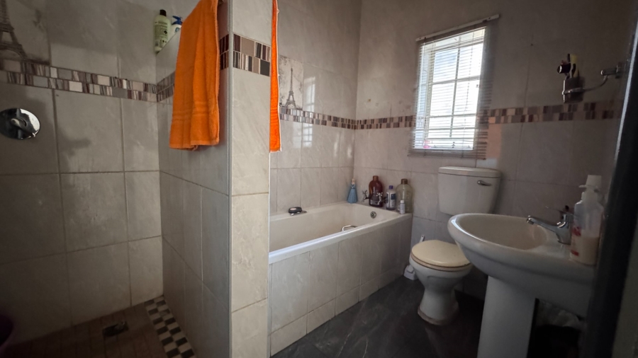 3 Bedroom Property for Sale in Three Rivers Gauteng