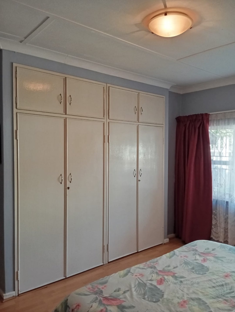 6 Bedroom Property for Sale in Kensington Gauteng