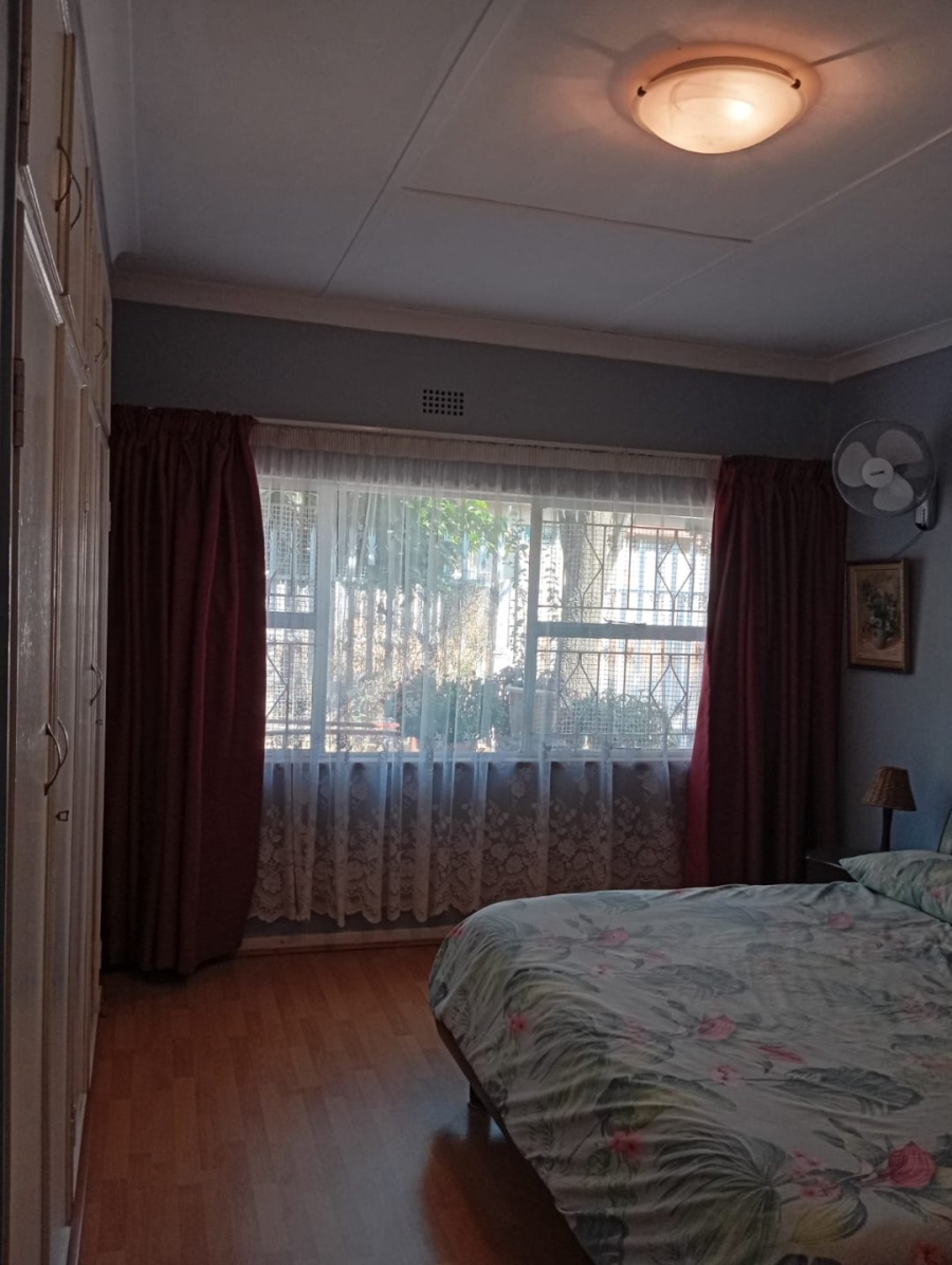 6 Bedroom Property for Sale in Kensington Gauteng