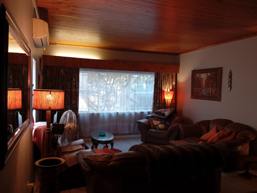 6 Bedroom Property for Sale in Kensington Gauteng