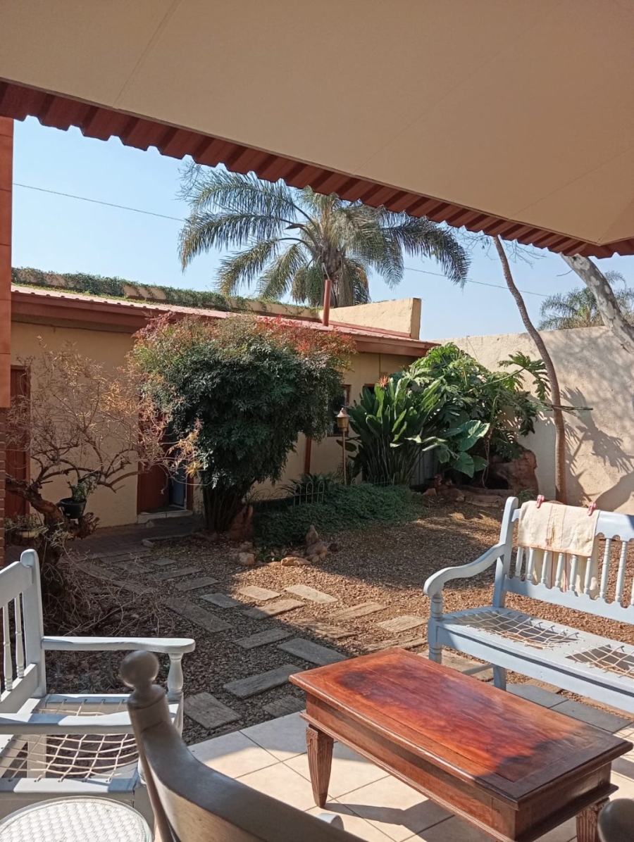 6 Bedroom Property for Sale in Kensington Gauteng