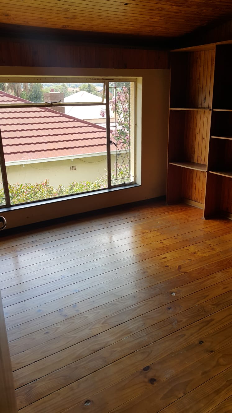 6 Bedroom Property for Sale in Kensington Gauteng