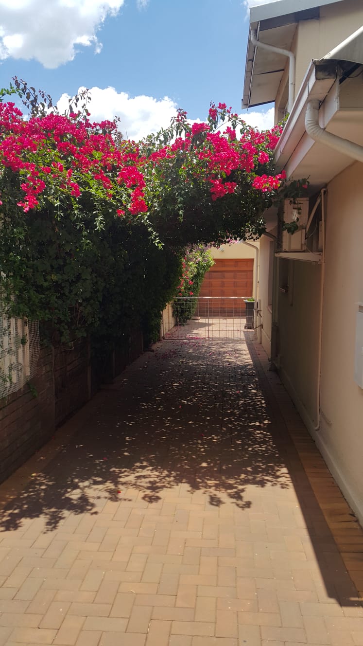 6 Bedroom Property for Sale in Kensington Gauteng