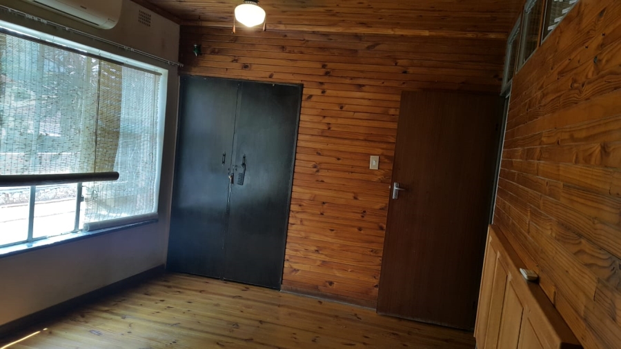 6 Bedroom Property for Sale in Kensington Gauteng