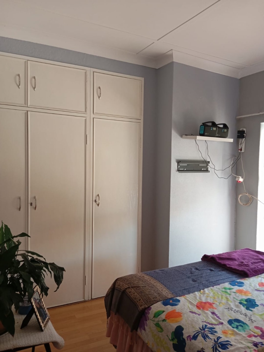 6 Bedroom Property for Sale in Kensington Gauteng