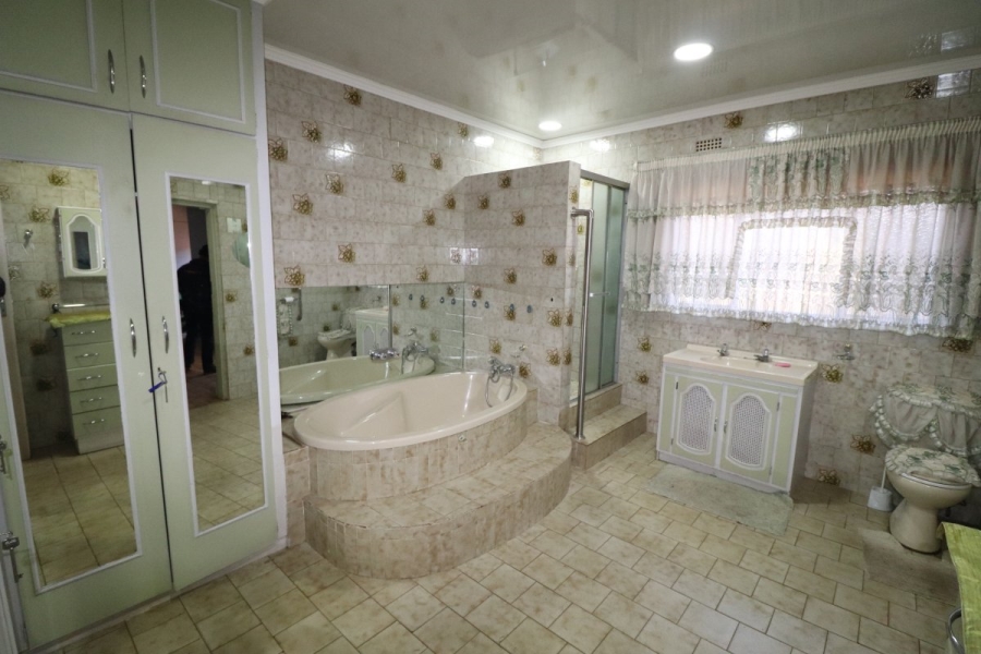 4 Bedroom Property for Sale in Primrose East Gauteng