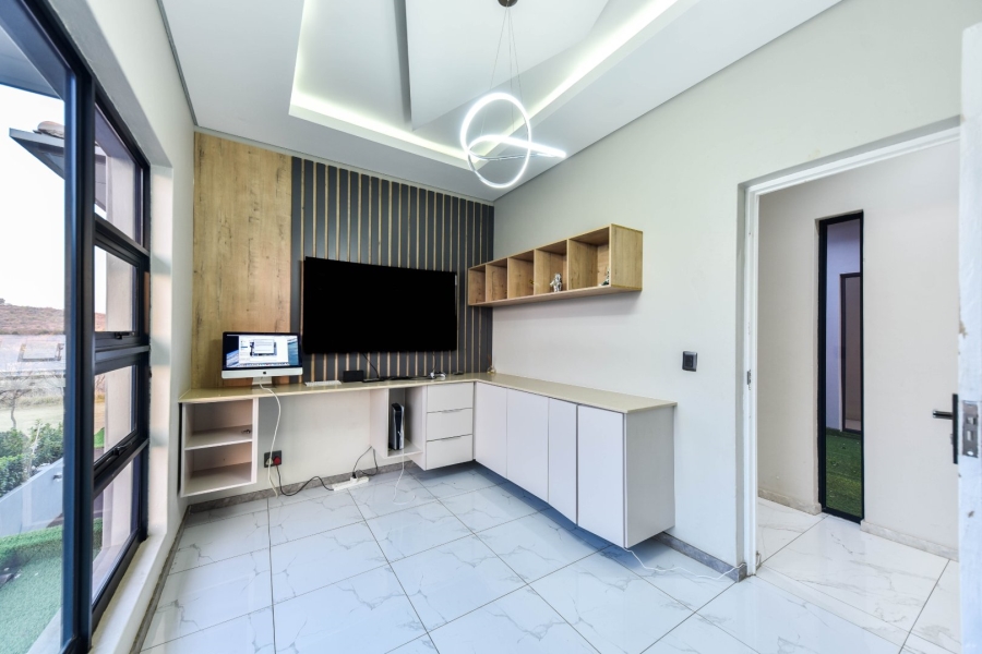 4 Bedroom Property for Sale in Lombardy Gauteng