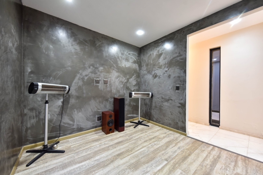 4 Bedroom Property for Sale in Lombardy Gauteng