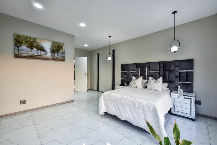 4 Bedroom Property for Sale in Lombardy Gauteng