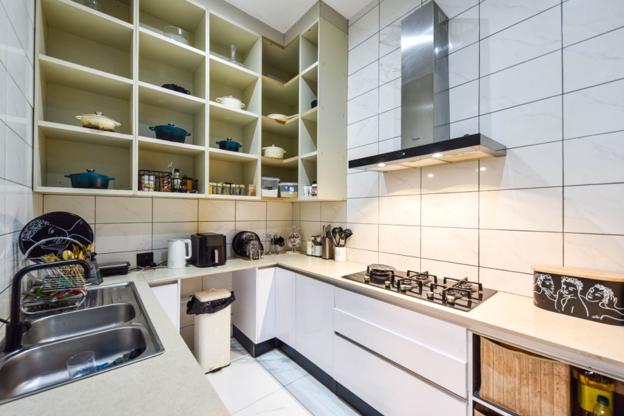 4 Bedroom Property for Sale in Lombardy Gauteng